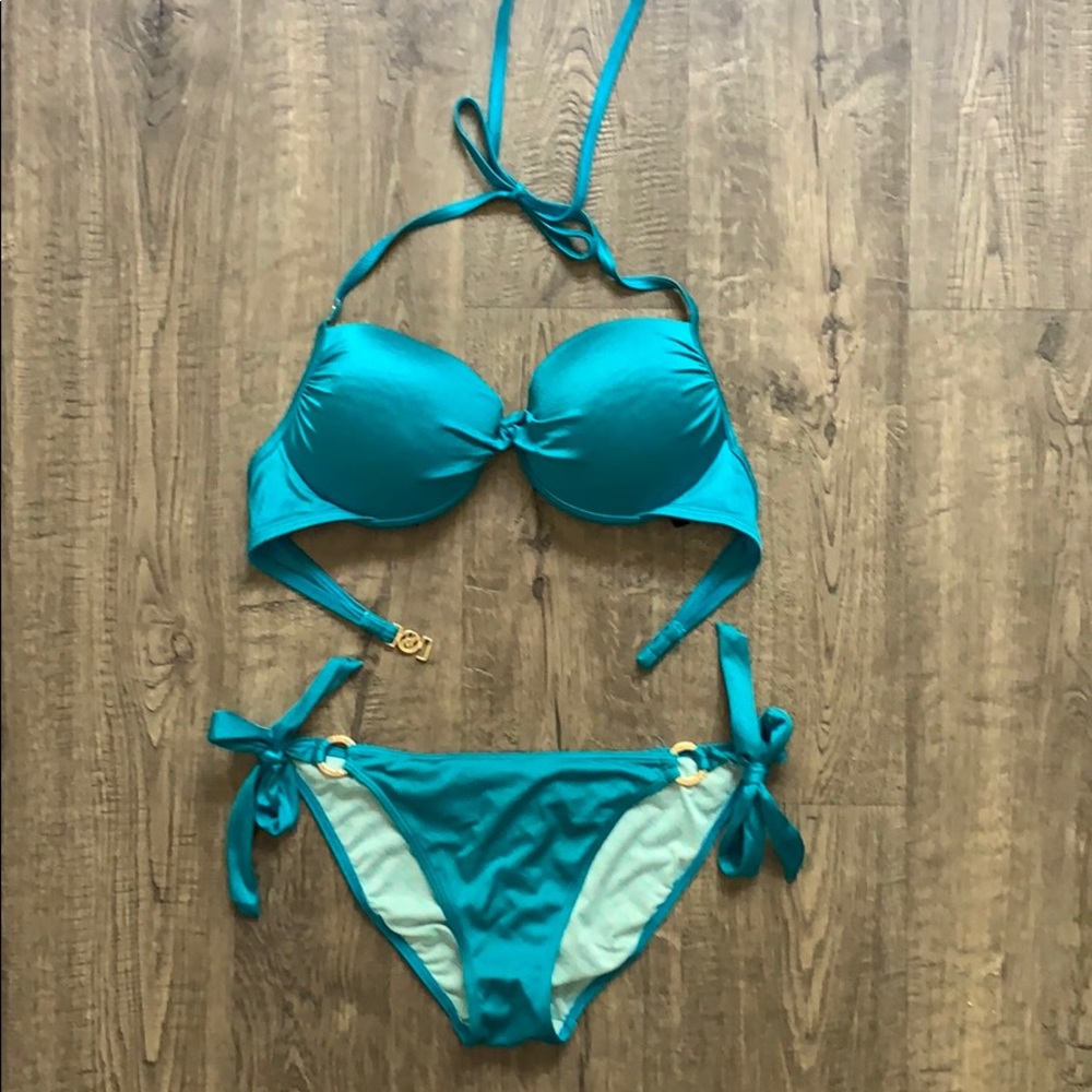 👙Victoria’s Secret Bikini!